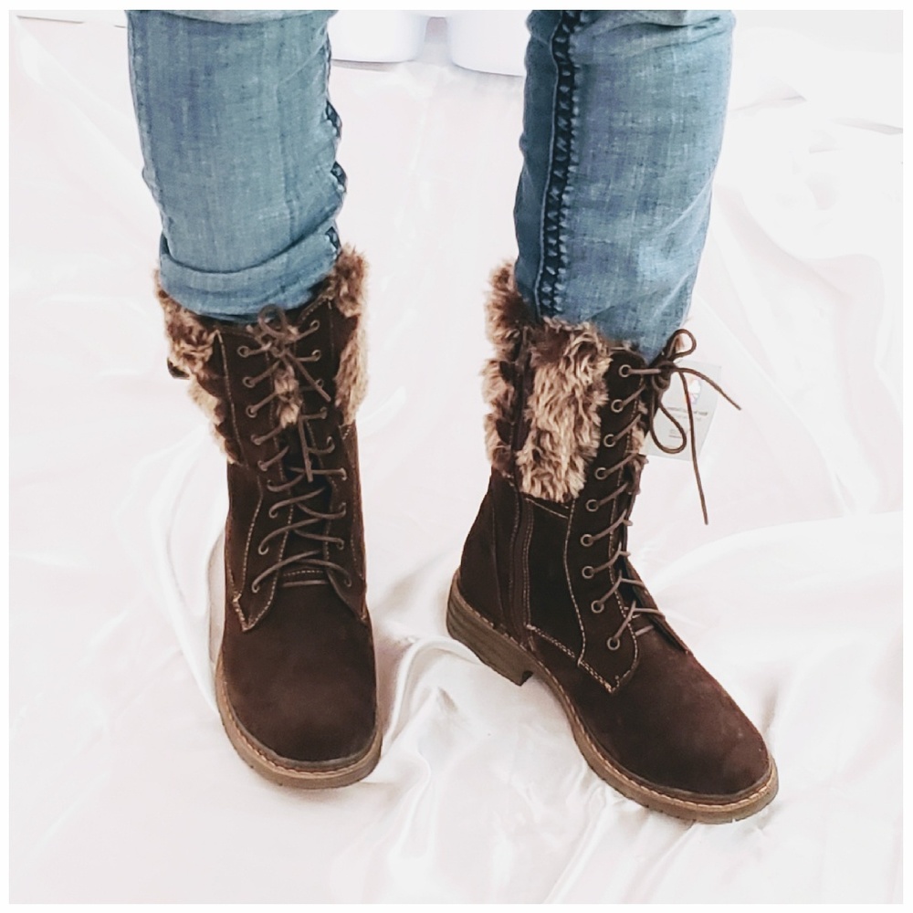 Water Resistant Faux Fur trimmed Bootie (Brown) - Picture 2 of 6